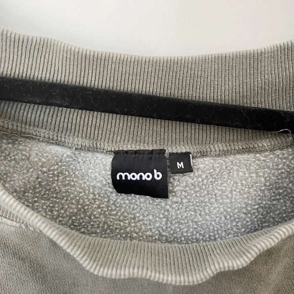 Mono B Gray Off Shoulder Faded Athleisure Sweatshirt Size Medium - Picture 4 of 10